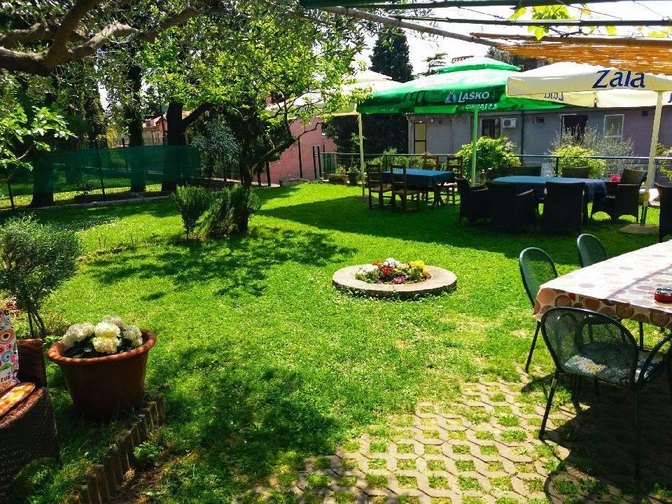 فندق بيرانفي  Apartmaji, Sobe - Obzidje المظهر الخارجي الصورة