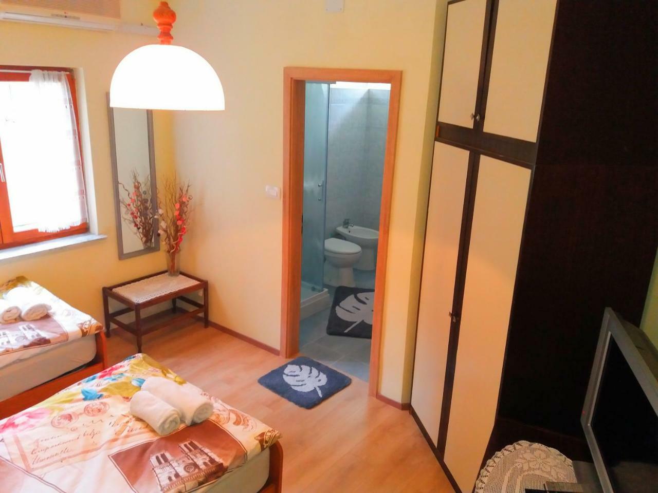 فندق بيرانفي  Apartmaji, Sobe - Obzidje المظهر الخارجي الصورة