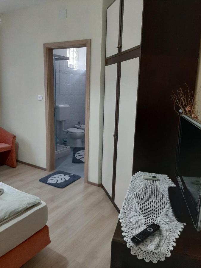 فندق بيرانفي  Apartmaji, Sobe - Obzidje المظهر الخارجي الصورة