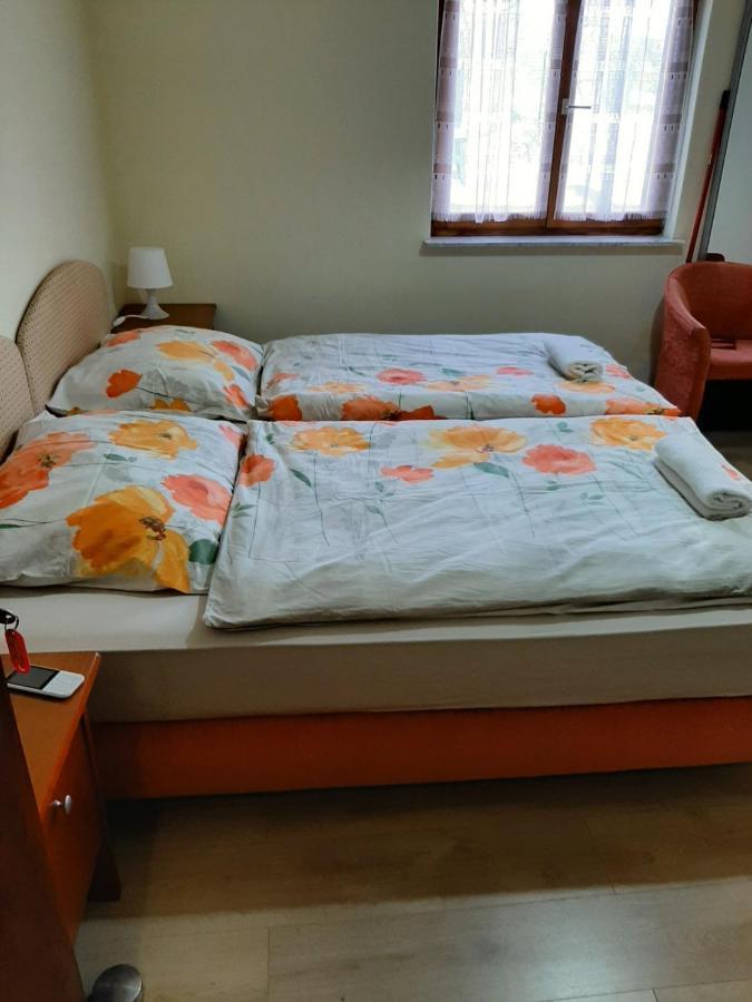 فندق بيرانفي  Apartmaji, Sobe - Obzidje المظهر الخارجي الصورة